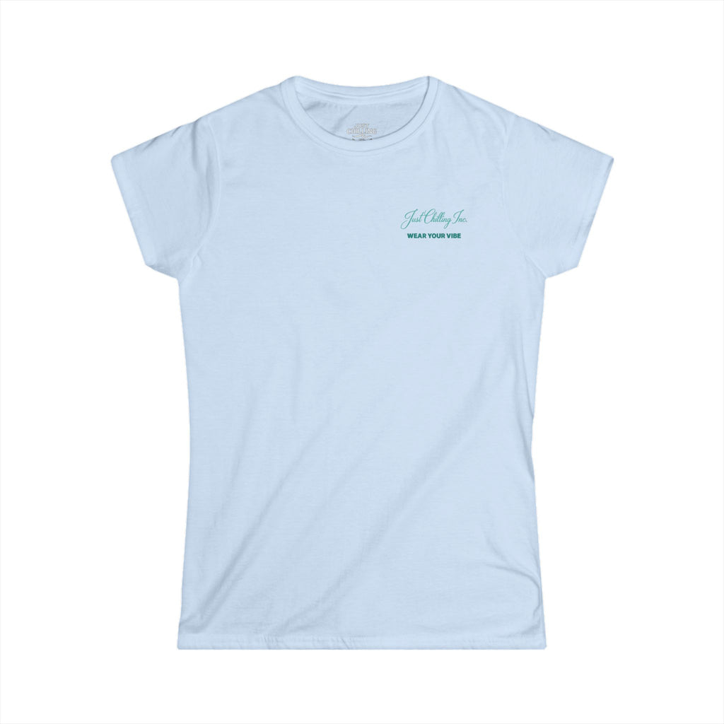 Camiseta Softstyle Mujer: Todo el encanto del otoño