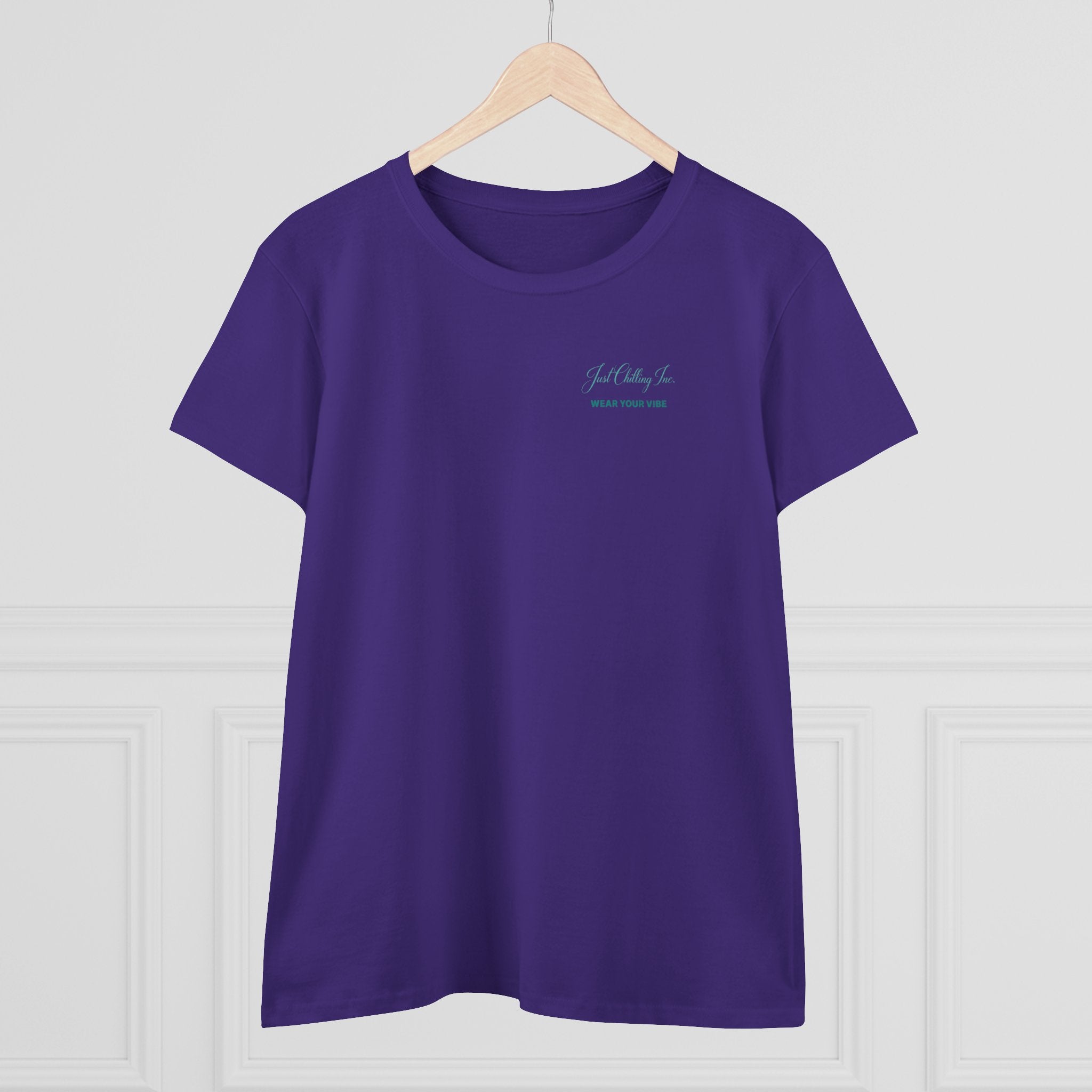 Delaware Just Chilling Tee, Summer Vibes Shirt, Beach Lover Gift, Casual Comfort Top, Vacation Outfit Essential, Fun Graphic T-Shirt