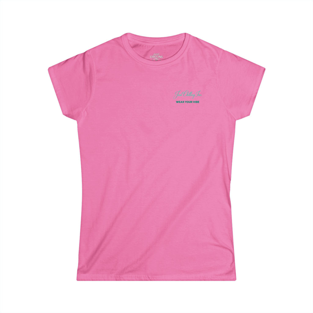 Camiseta Softstyle Mujer: Todo el encanto del otoño