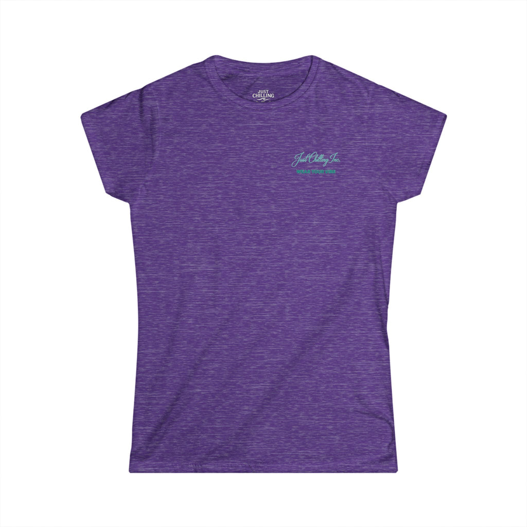 Camiseta Softstyle Mujer: Todo el encanto del otoño