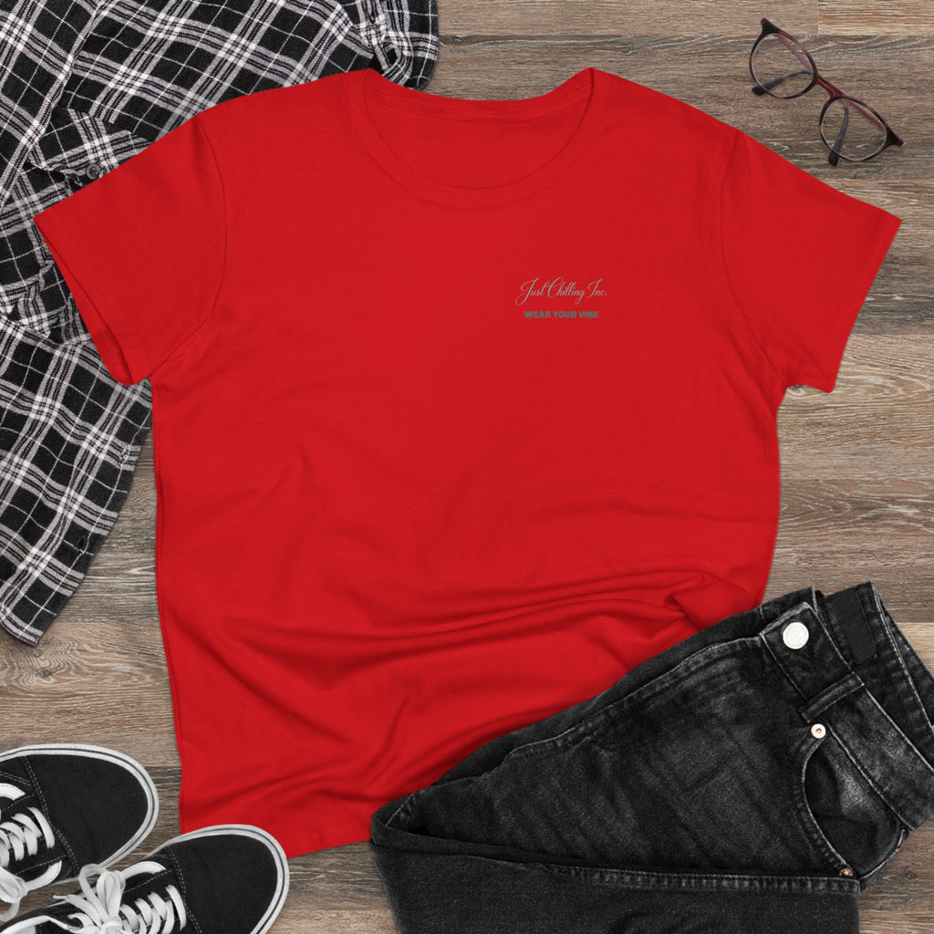 Delaware Just Chilling Tee, Summer Vibes Shirt, Beach Lover Gift, Casual Comfort Top, Vacation Outfit Essential, Fun Graphic T-Shirt