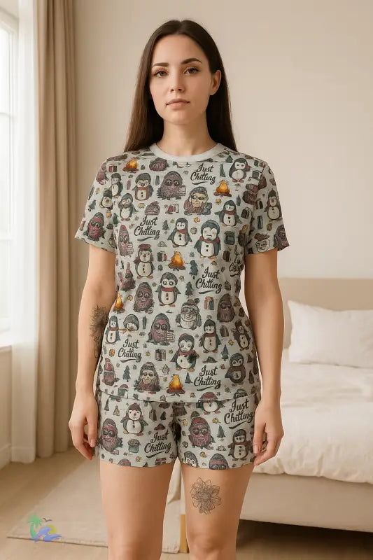 Women’s Just Chilling Penguin Pajama Set – Cozy Two Piece Lounge & Sleepwear All Over Prints