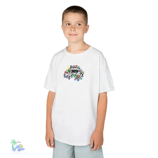 Boy’s white t-shirt.